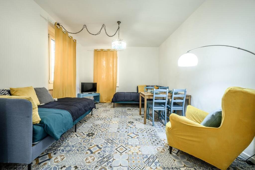 파르마 Le Finestre Sul Borgo 2 아파트 외부 사진